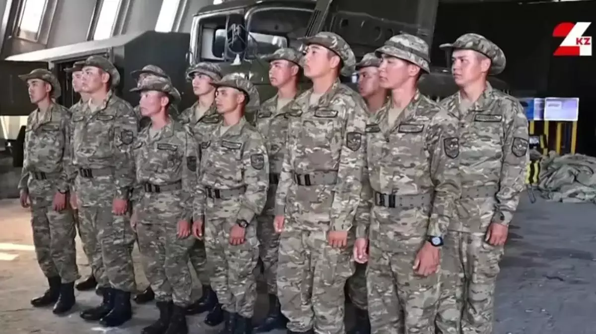 Ақтөбеде 13 ауылдас әскерде бірге қызмет етіп жатыр