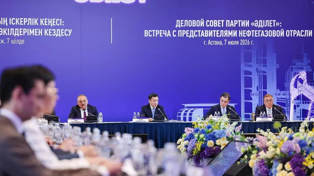 Политолог Газиз Абишев: “Әділет“ заходит на выборы с редким балансом ресурсов и опыта