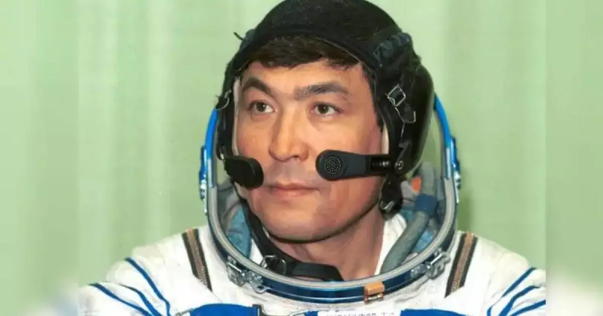  Қазақтың тұңғыш ғарышкері Тоқтар Әубәкіров 80 жасқа толды 