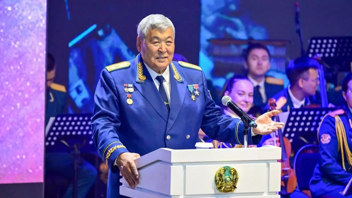  Қазақтың тұңғыш ғарышкері Тоқтар Әубәкіров 80 жасқа толды 
