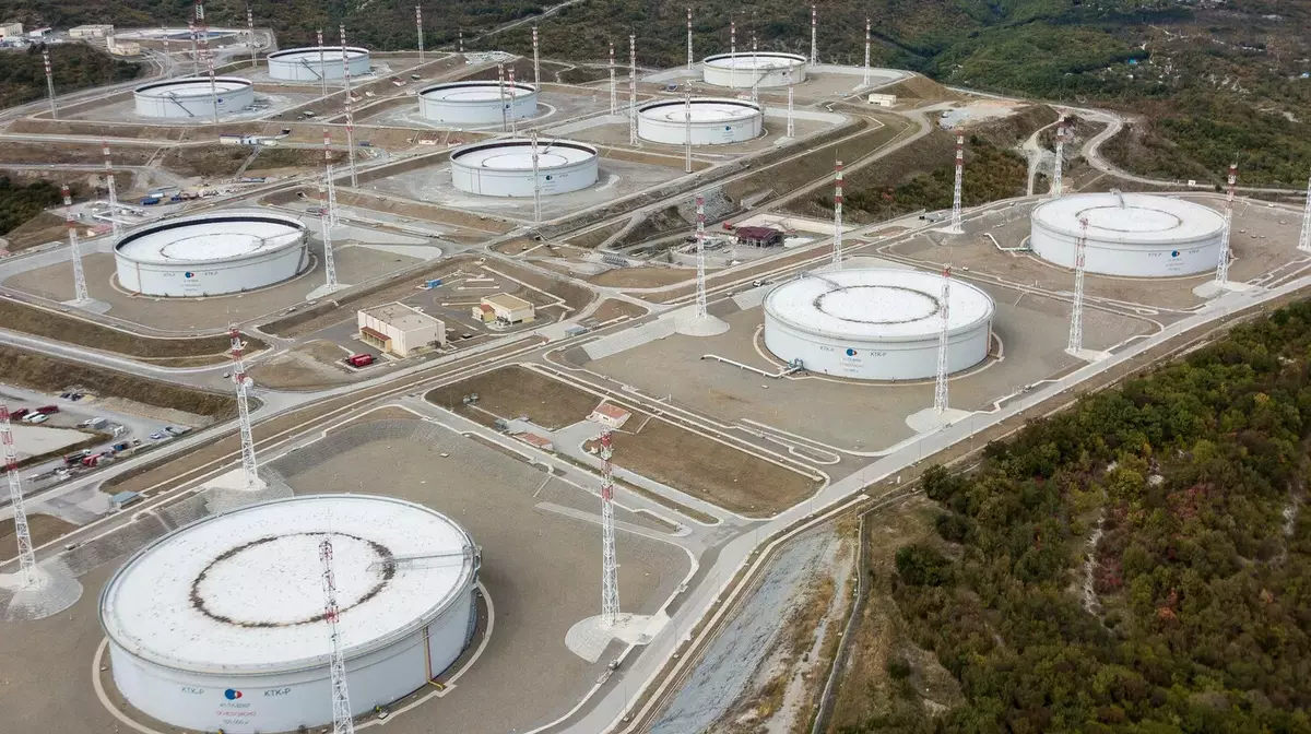 Казахстан потерял половину нефтедобычи после ударов по Новороссийску