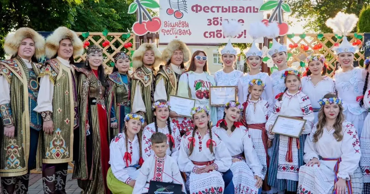 Сүйінбай филармониясы Беларусьтағы халықаралық этнофестивальде қазақ өнерін паш етті 