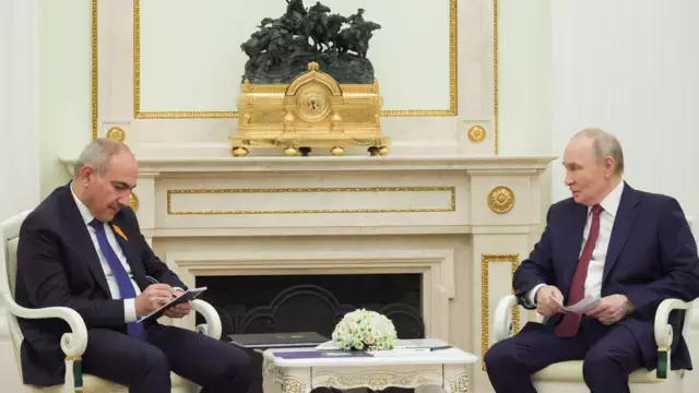 Путин Арменияны Еуроодаққа мүше болу жайлы референдум өткізуге шақырды