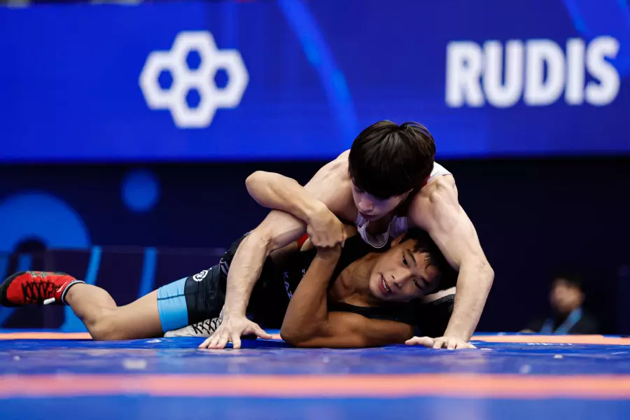 Грек-рим күресінің шеберлері әлем чемпионатының алтын медалі үшін бақ сынайды