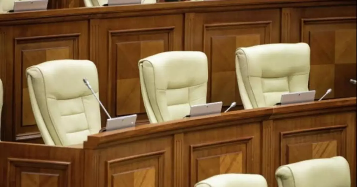  Түркістанда депутатқа қыз зорлады деген айып тағылды 
