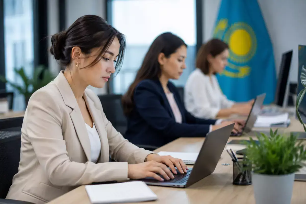 Названа работа, которую чаще всего выбирают женщины Казахстана - новости на Lada.kz 28.07.2026