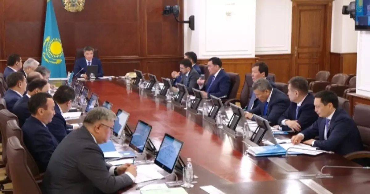  Олжас Бектенов: Ұлттық жоба аясындағы жөндеу жұмыстарын жүргізуге әкімдер тікелей жауапты 