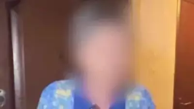  Алматылық зейнеткер алаяқтарға алданып, жинаған 3 мың долларын тексертемін деп пакетке салып жіберген 