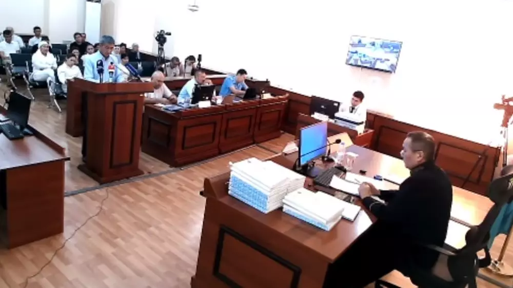“Ол ұяттан жұрдай ересек ер адам“. Нұрайдың ата-анасы сотта сөз сөйледі
