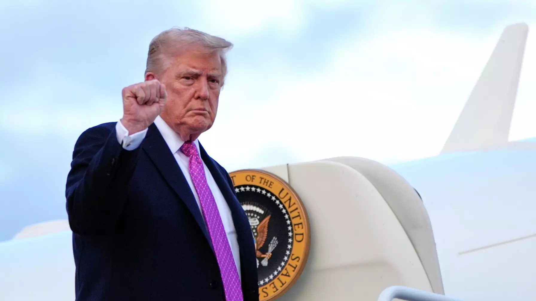 «Олар үшін ата-аналарынан да көп нәрсе жасадым»: Трамп америкалықтардың өзіне деген ықыласы туралы айтты