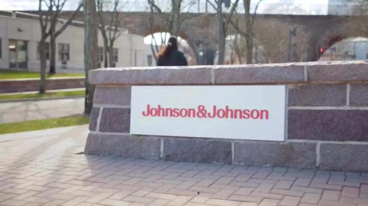 Johnson & Johnson урегулирует иски за $5,5 млрд