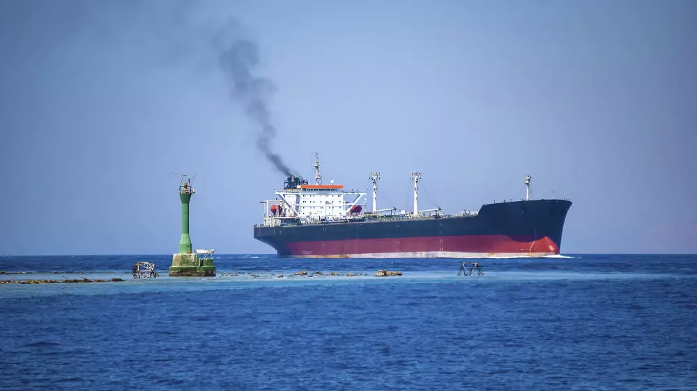 Китай договорился с хуситами по поводу прохода своих танкеров в Красном море