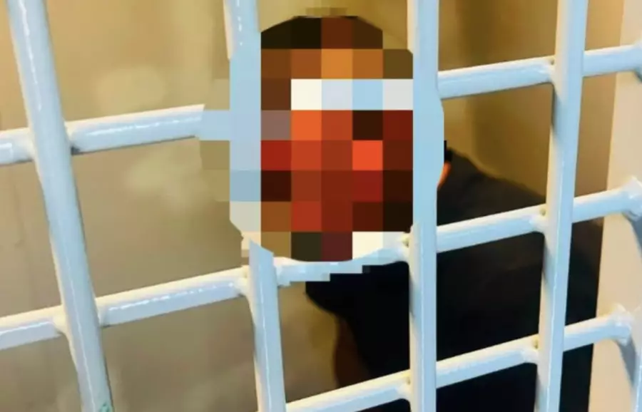 Жол бойында әйелге қарақшылық шабуыл жасап, соққыға жыққан: сегіз жыл бұрынғы қылмыс ашылды