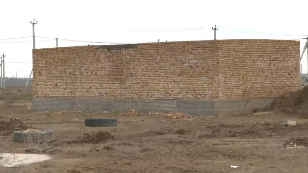 Более 2000 незаконных строений выявили в Шымкенте