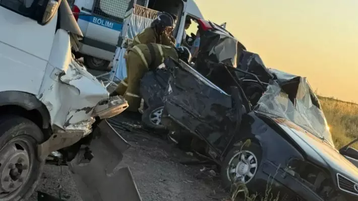  Ақтөбе облысында жол апатынан «Қазхромның» үш қызметкері қаза тапты 