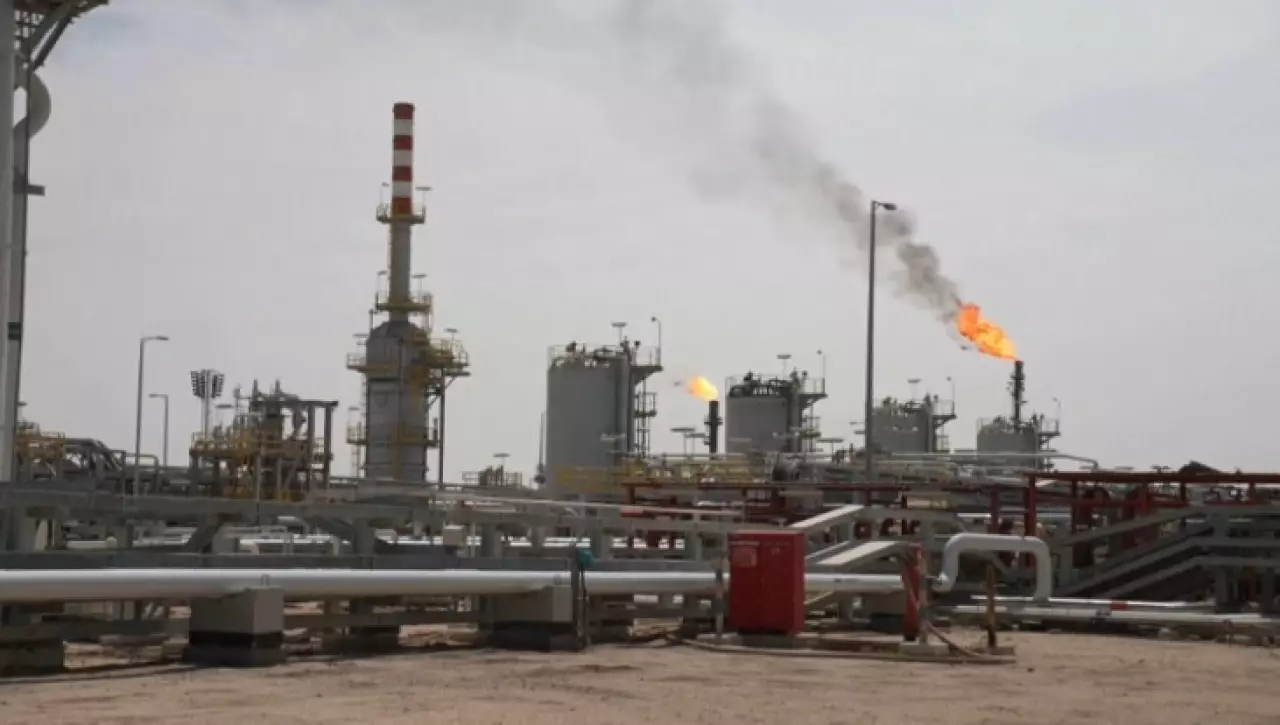 Цены на нефть продолжают расти после угроз Трампа
