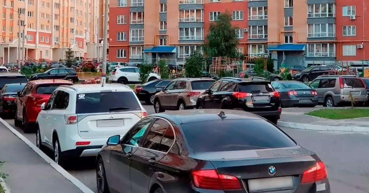  Алматы тұрғындарына үйінің маңында автокөлікті тегін қоюға рұқсат етілді 