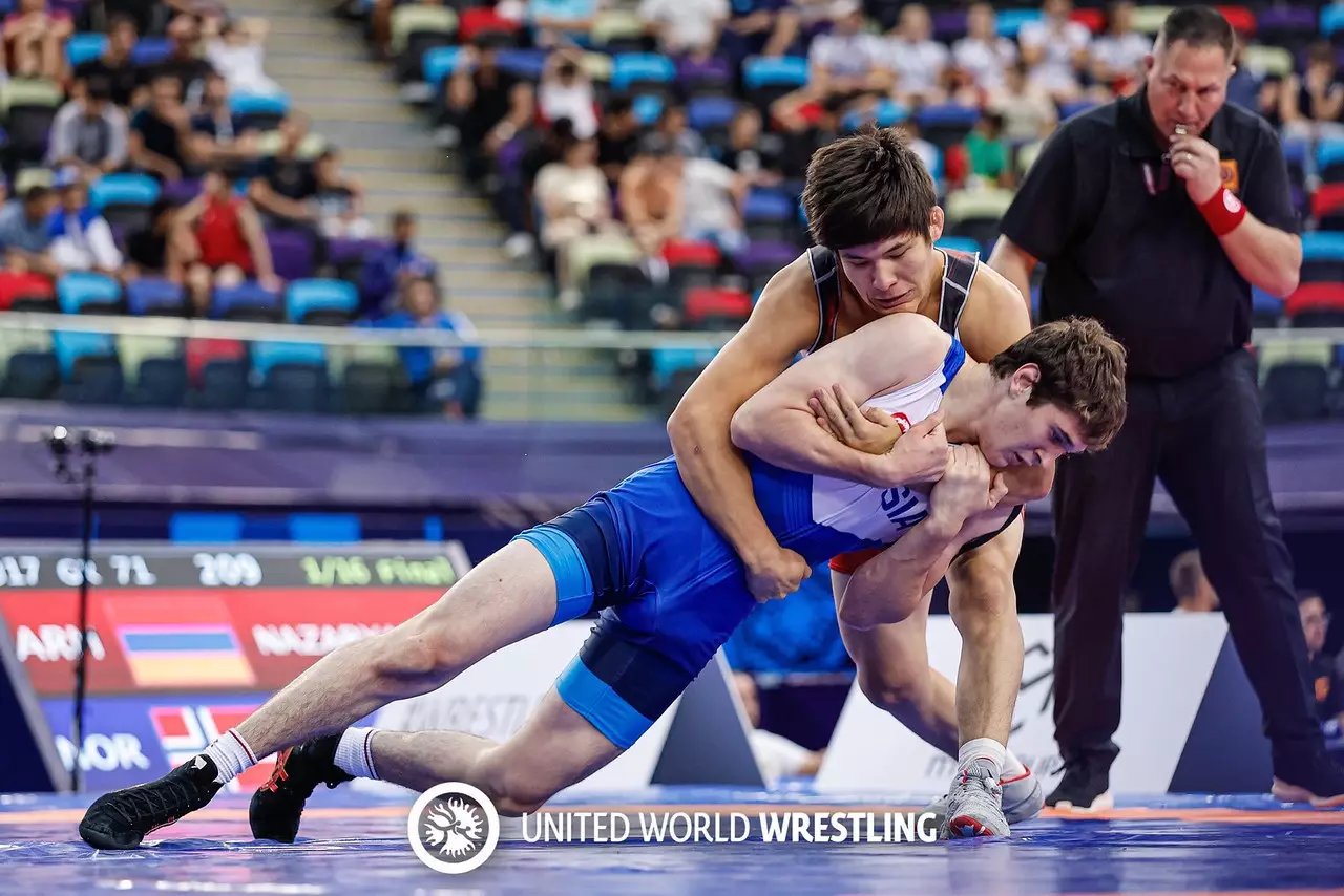 Грек-рим күресінен U17 әлем чемпионатында Әлинұр Төлеуғали қолаға қол жеткізді