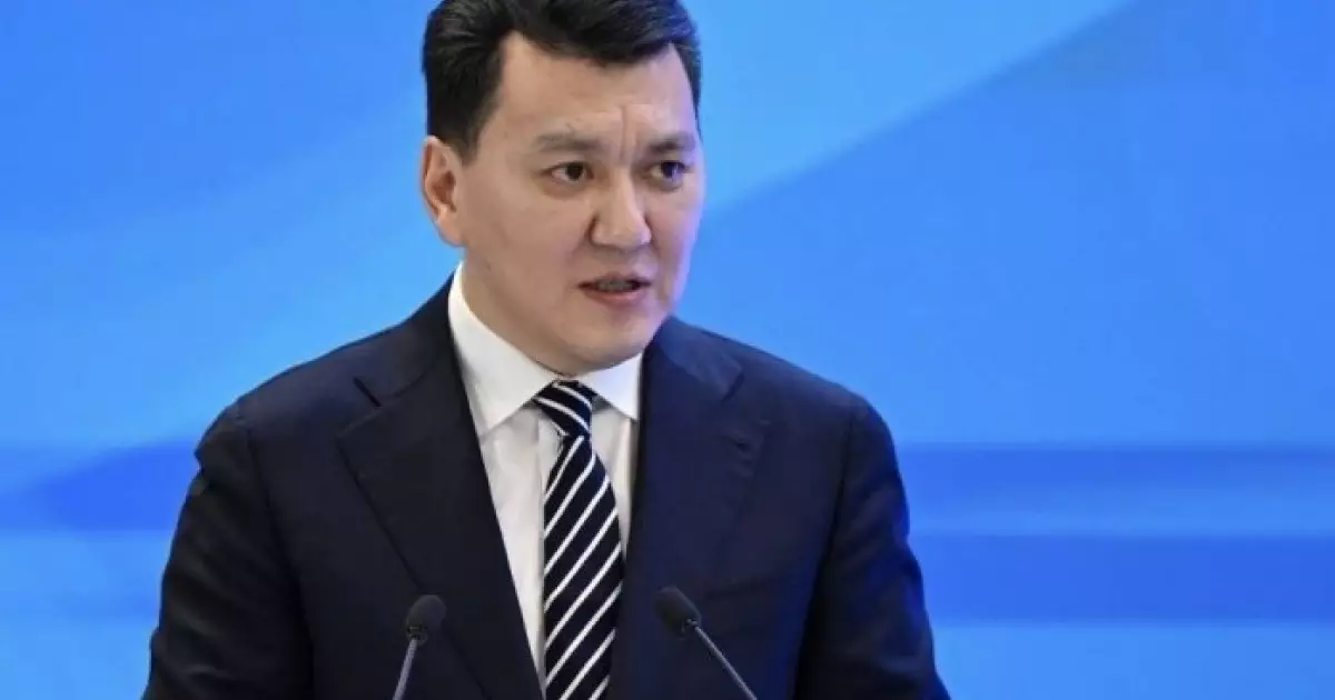  Жаңа қоғамдық этиканы қалыптастыруда құқықтық тетіктердің рөлі зор – Ерлан Қарин 
