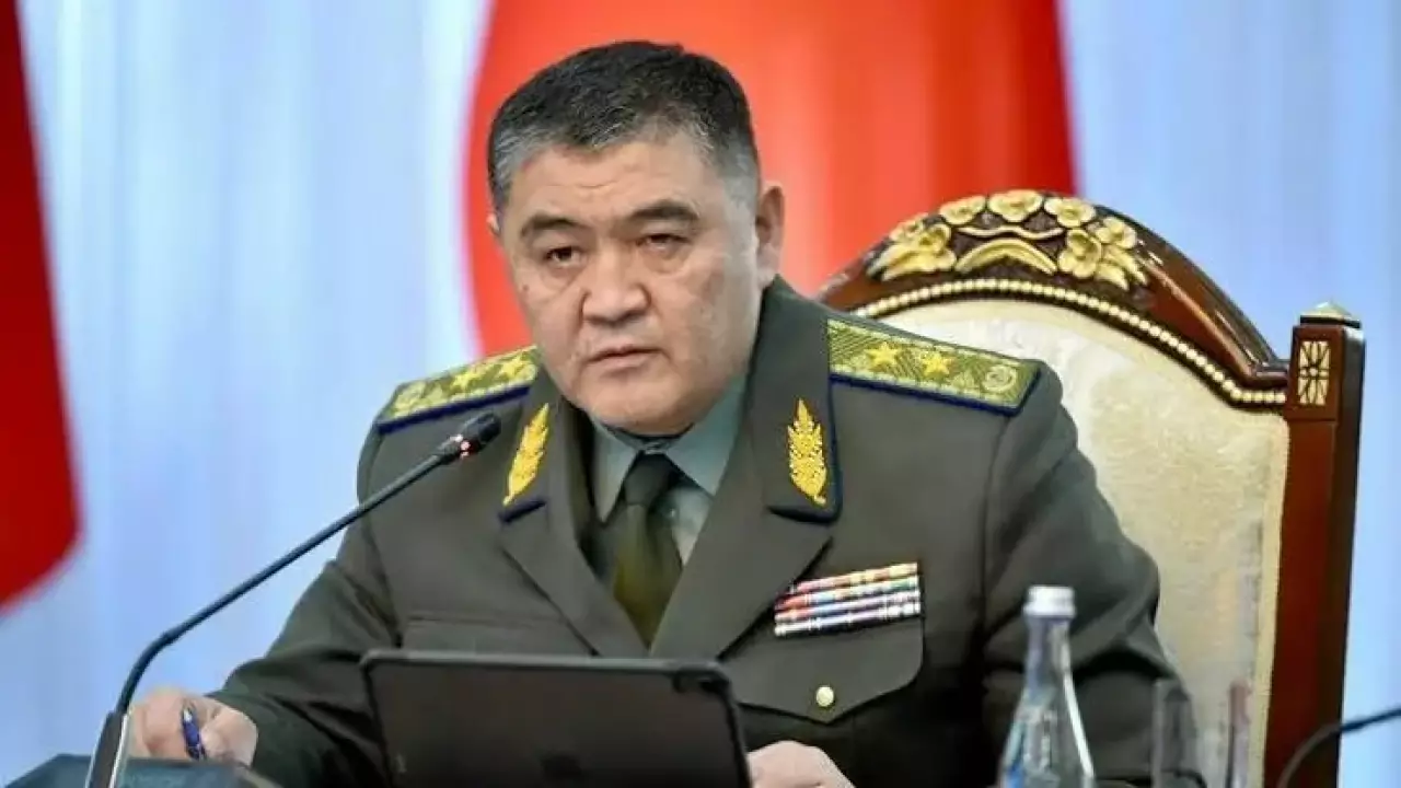 Экс-глава ГКНБ Кыргызстана добивается пересмотра приговора по делу о госперевороте
