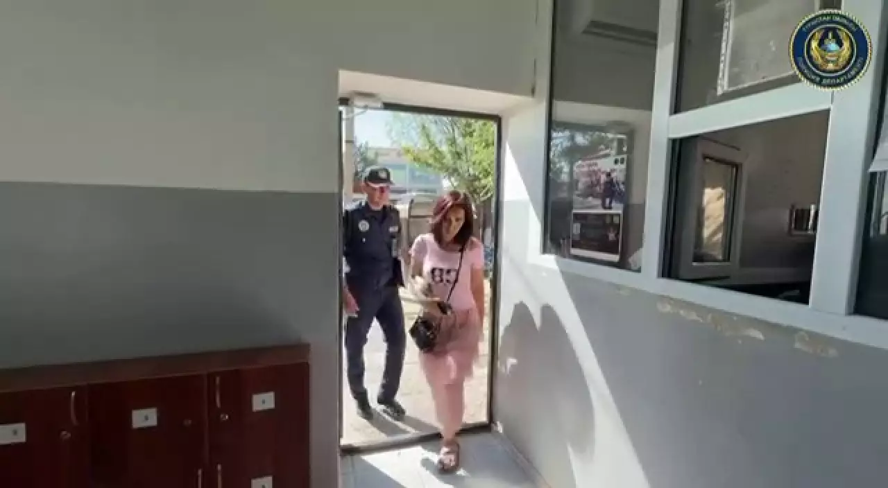 Түркістан облысында TikTok-та балағат сөз айтқан әйел жауапқа тартылды