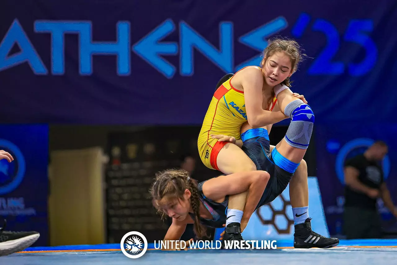 U17 әлем чемпионаты: Екі қазақстандық балуан қолаға таласады