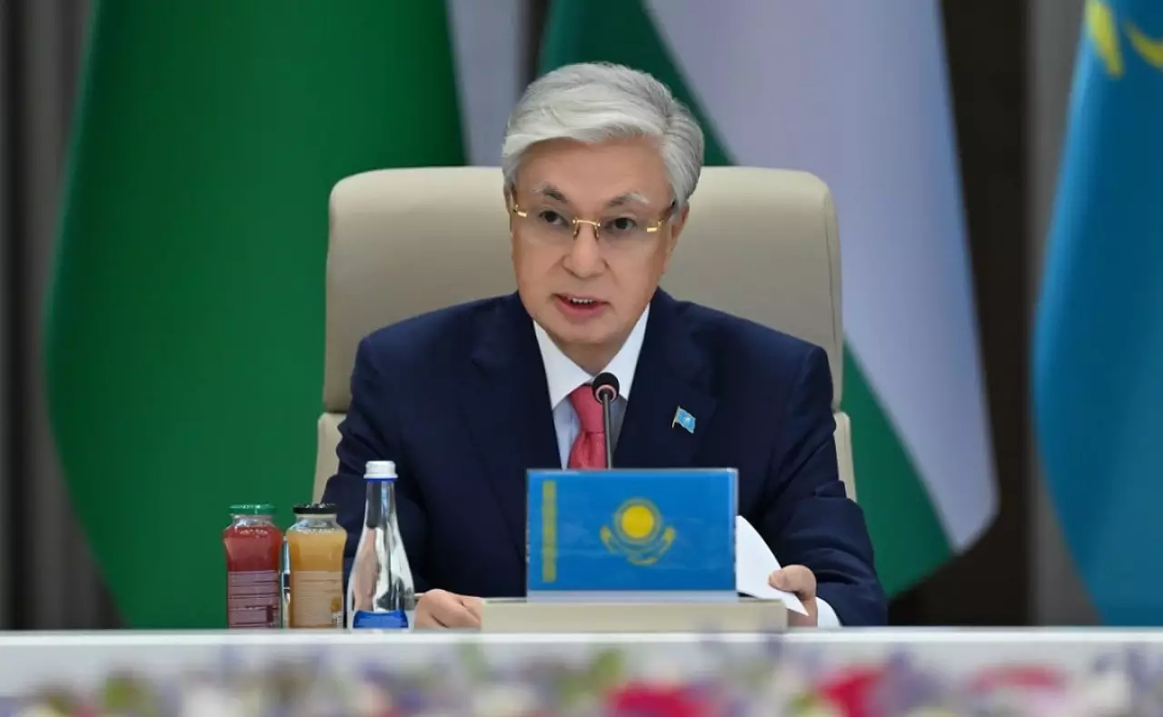 Токаев принял участие в неформальной встрече глав государств ЦА и Азербайджана