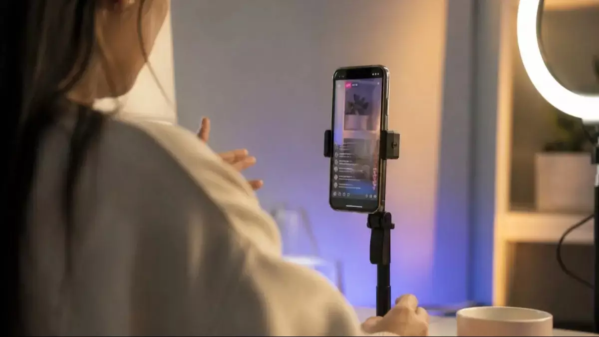  Талдықорғанда TikTok-та отырып бейәдеп сөз айтқан тұрғын жазаланды 