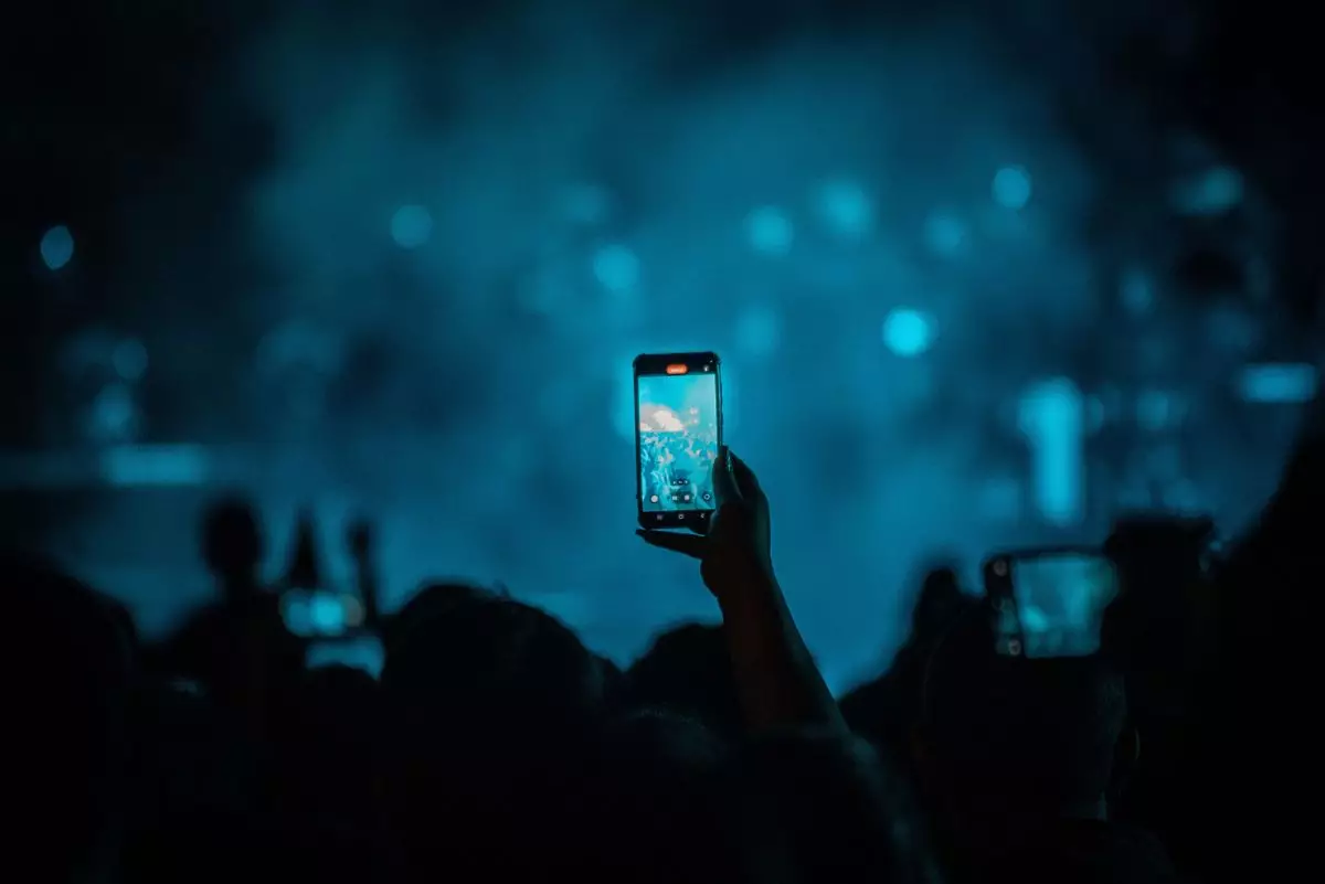 Еще одну казахстанку наказали за маты в TikTok
