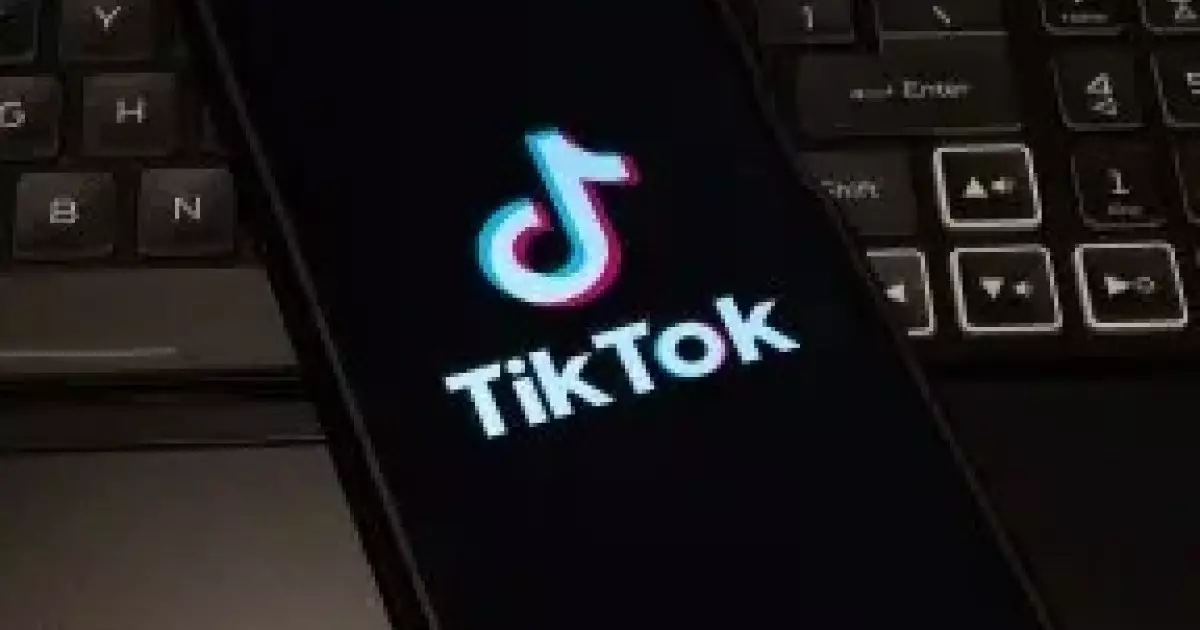  Қазақстандық әйел TikTok-та тікелей эфир өткіземін деп айыппұл арқалады 