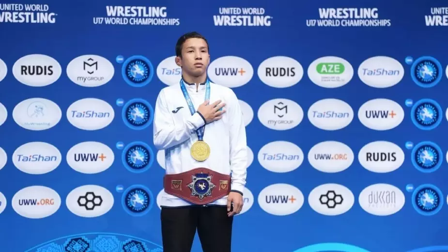 Казахстанский борец разгромил соперников и стал чемпионом мира среди юношей (ВИДЕО)