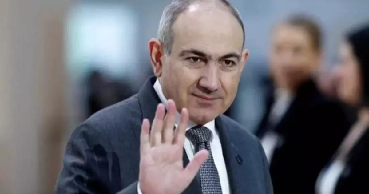  Армения премьер-министрі Никол Пашинян отставкаға өтініш берді 