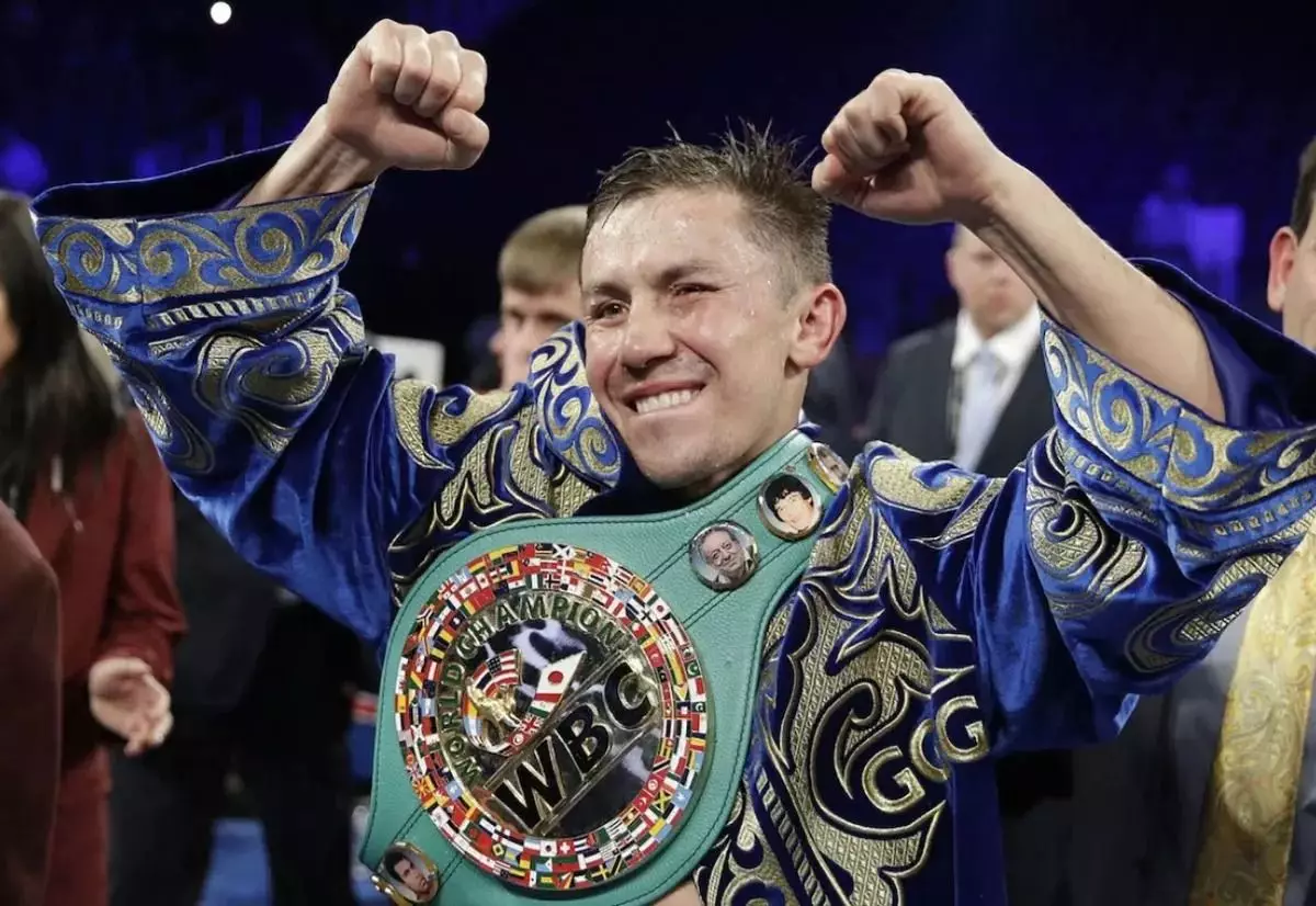 Геннадий Головкин сломал ребро чемпиону мира из Британии
