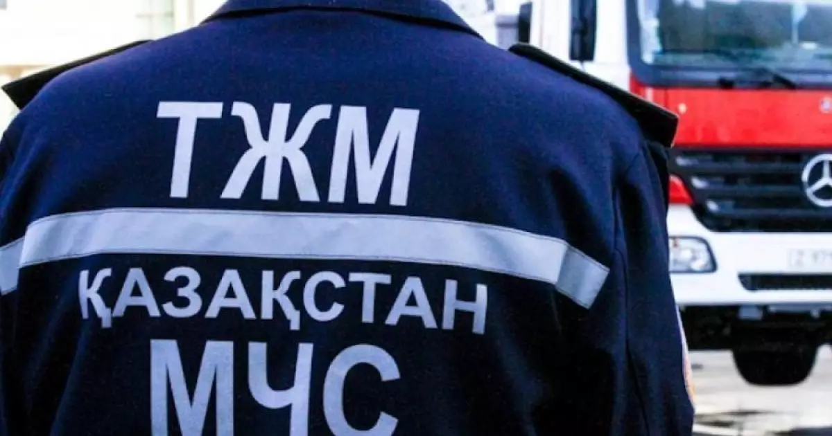  Жаңаарқада көпқабатты үй өртеніп, үш адам эвакуацияланды 