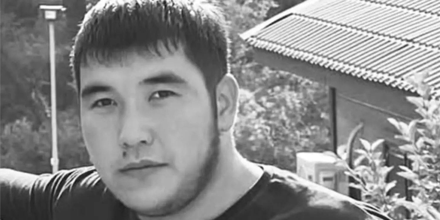 «Бірнеше рет қорқытқан»: Құланда оққа ұшқан 25 жастағы жігіттің туыстары Тоқаевқа үндеу жасады