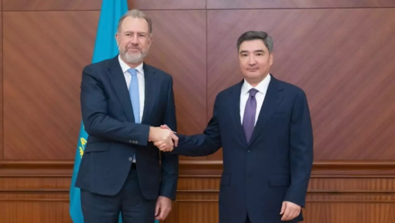 Премьер-министр встретился с главой ExxonMobil Upstream
