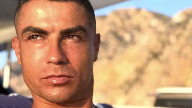 Месси получил приглашение от Роналду. Речь идёт не о футболе