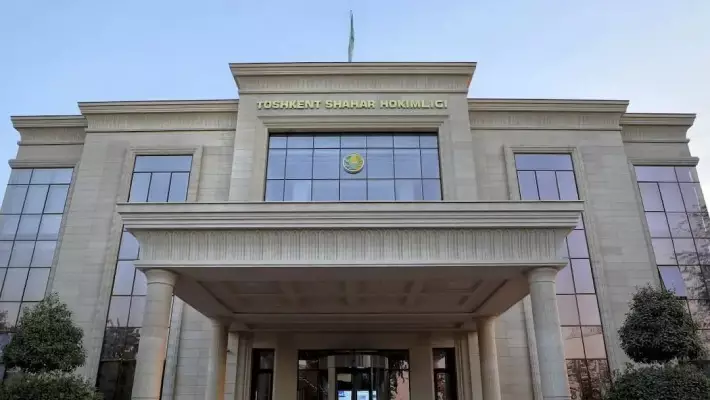 В отношении хокимов 10 районов Ташкента проведут служебную проверку