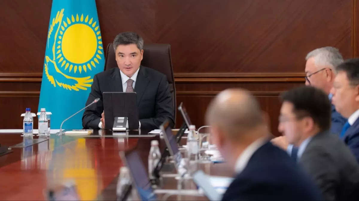  `Бұл - тек заң емес, ар мәселесі`. Бектенов сауда желілеріне шүйлікті 