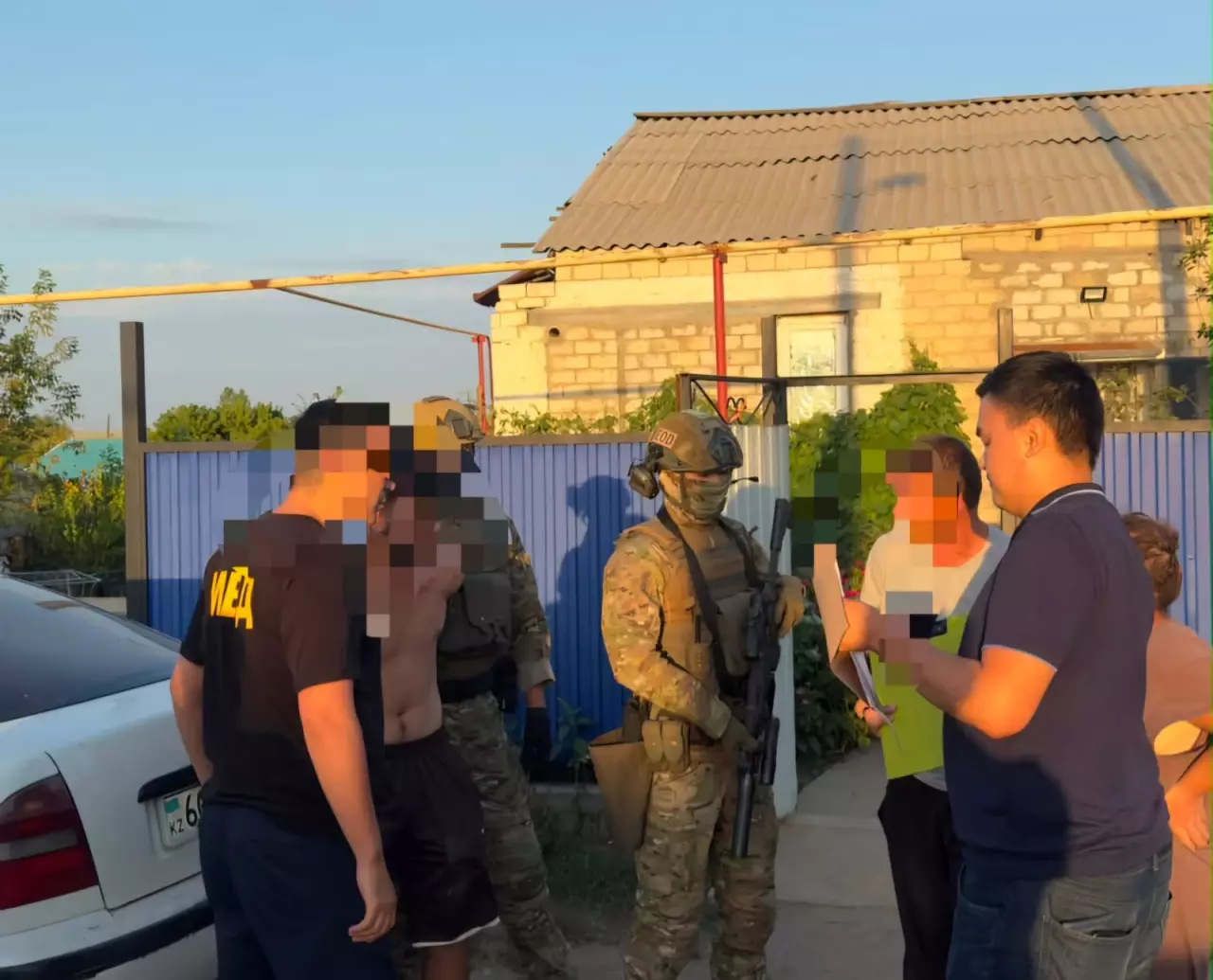 Вымогали 2 миллиона тенге: в Актобе задержали троих подозреваемых