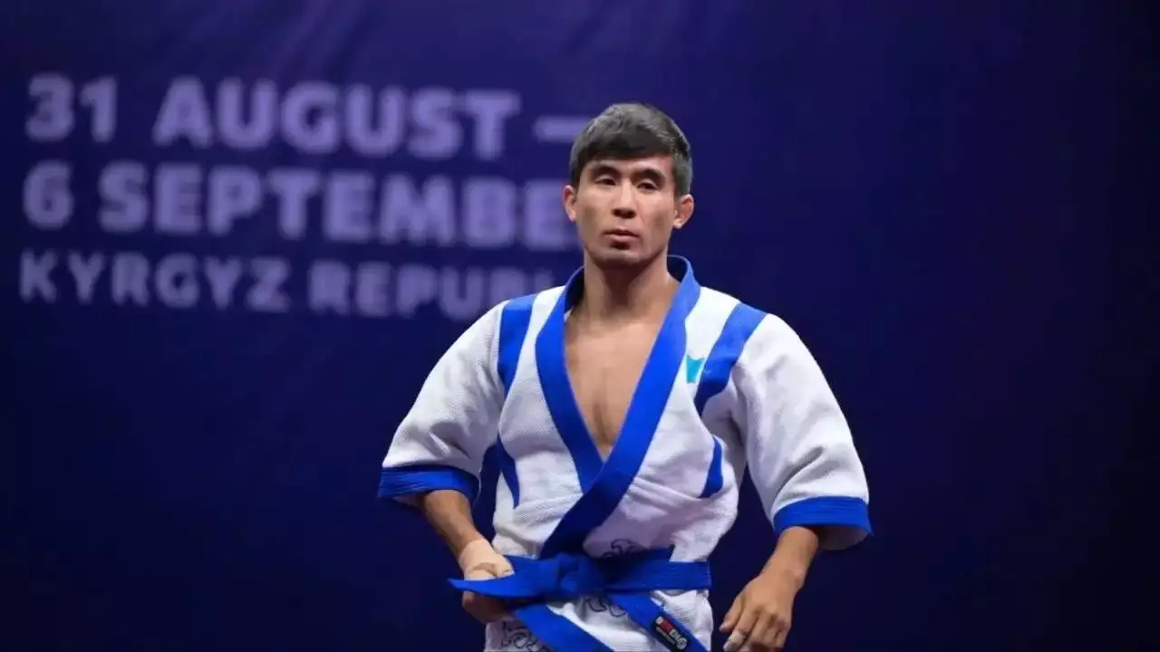 Ернұр Сүлеймен қазақ күресінен әлем чемпионы атанды