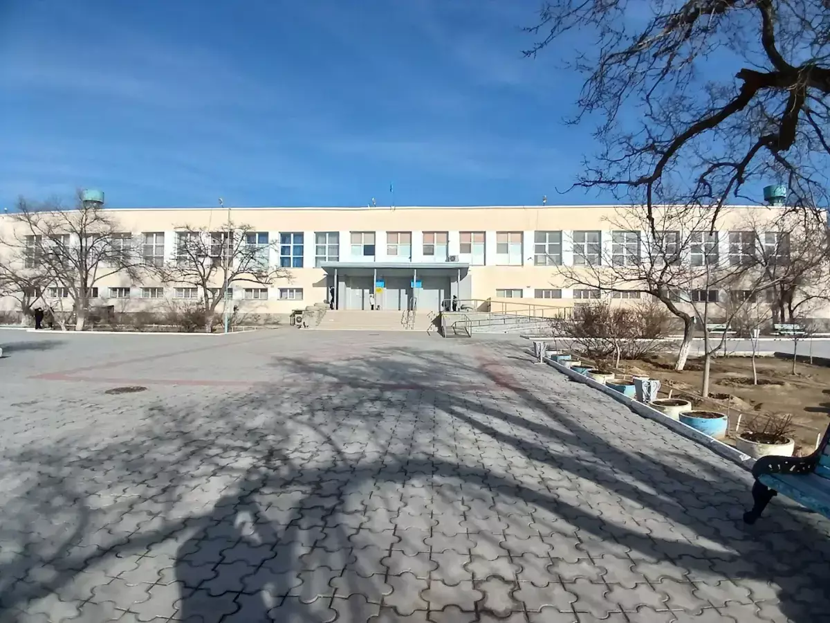Родители учеников в Актау пожаловались на распределение школьных классов - новости на Lada.kz 09.09.2026