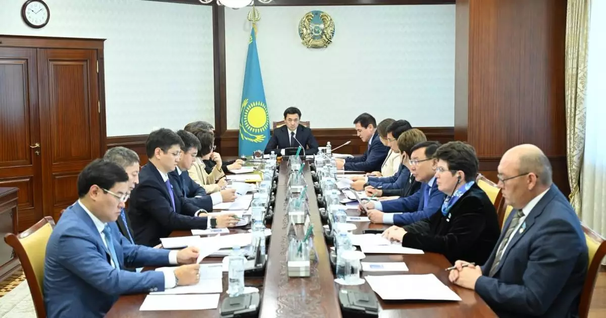  Құрылтайдың Бюро отырысында Регламент жобасы қаралды 