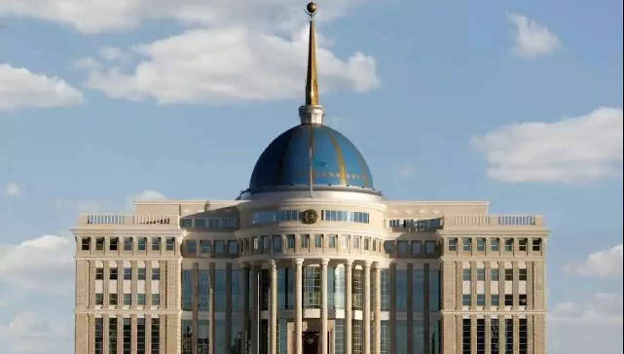 Мурат Кайырбек назначен руководителем Представительства Президента РК в Курултае