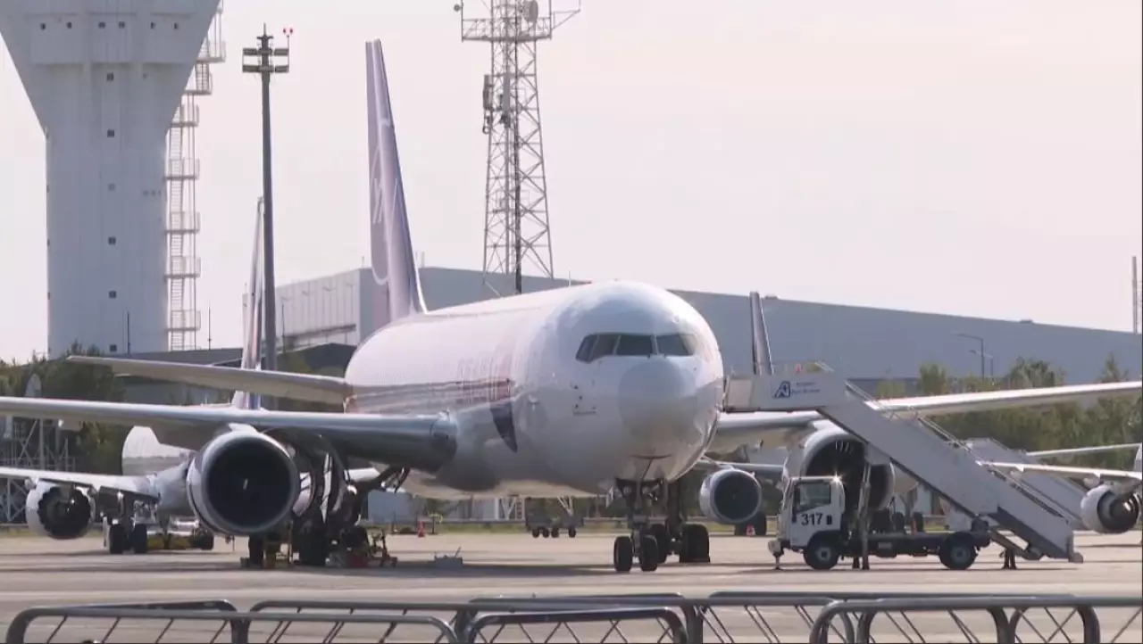 Елде таза авиаотын шығарылады