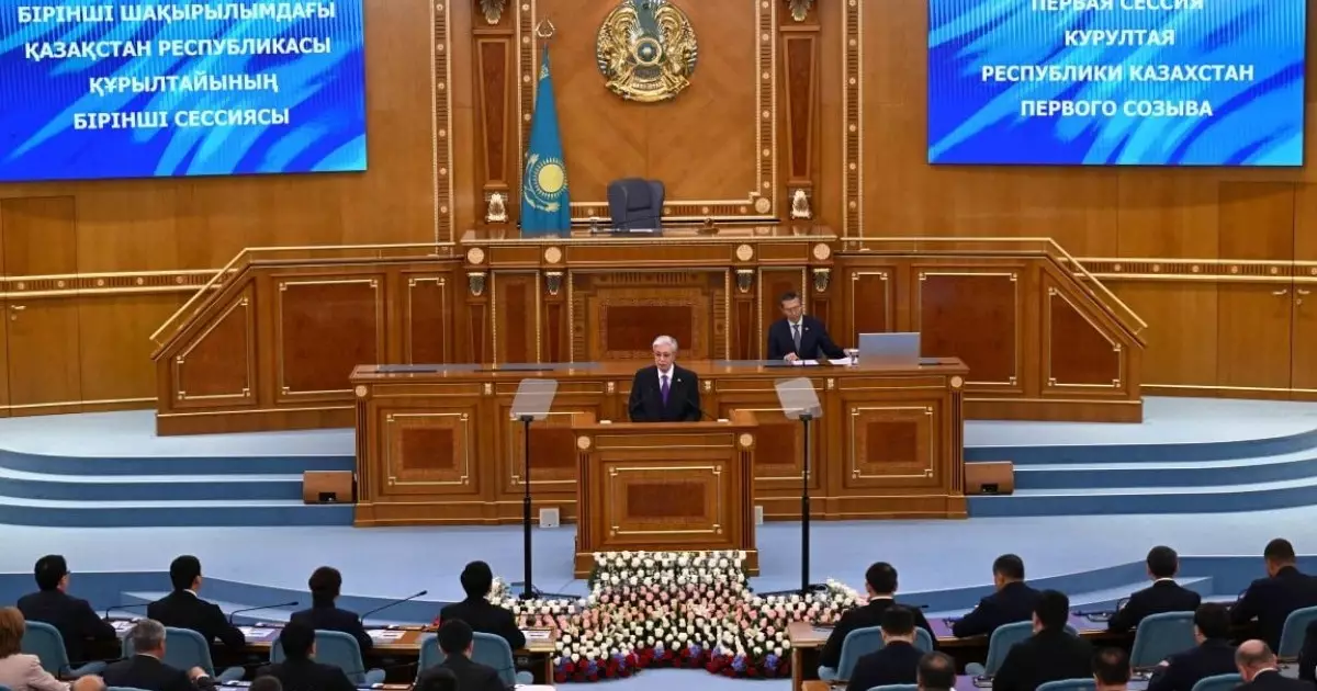  Президент Құрылтай депутаттарына жүктелетін жауапкершілікті атады 