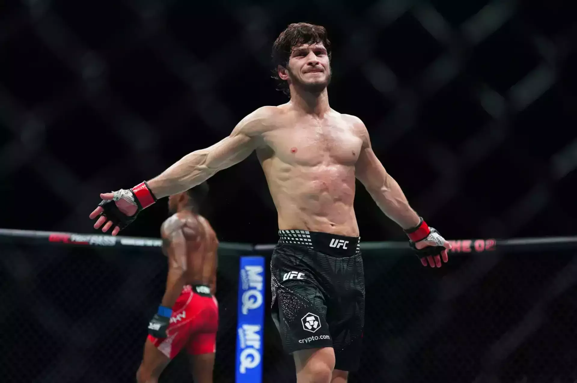 UFC 333 может получить титульный бой Евлоева и Волкановски