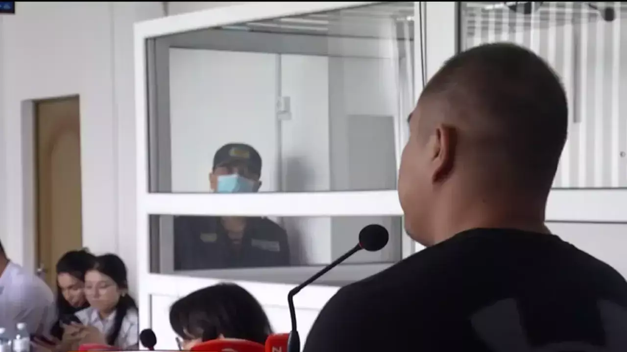Водителя экс-замглавы ДП судят после смертельного ДТП на Аль-Фараби