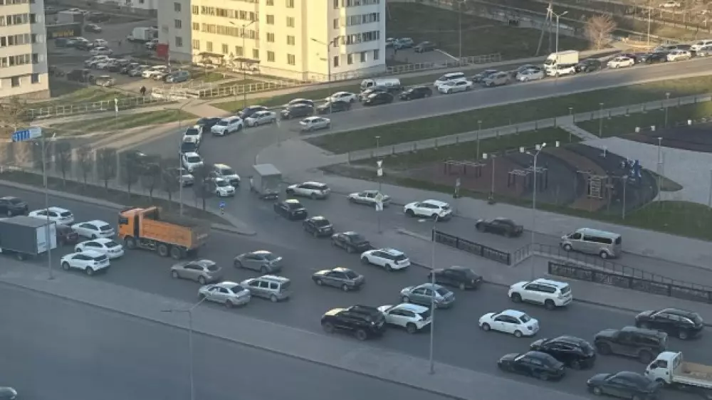В Астане ограничат движение на пересечении Бейсековой и Косшыгулулы