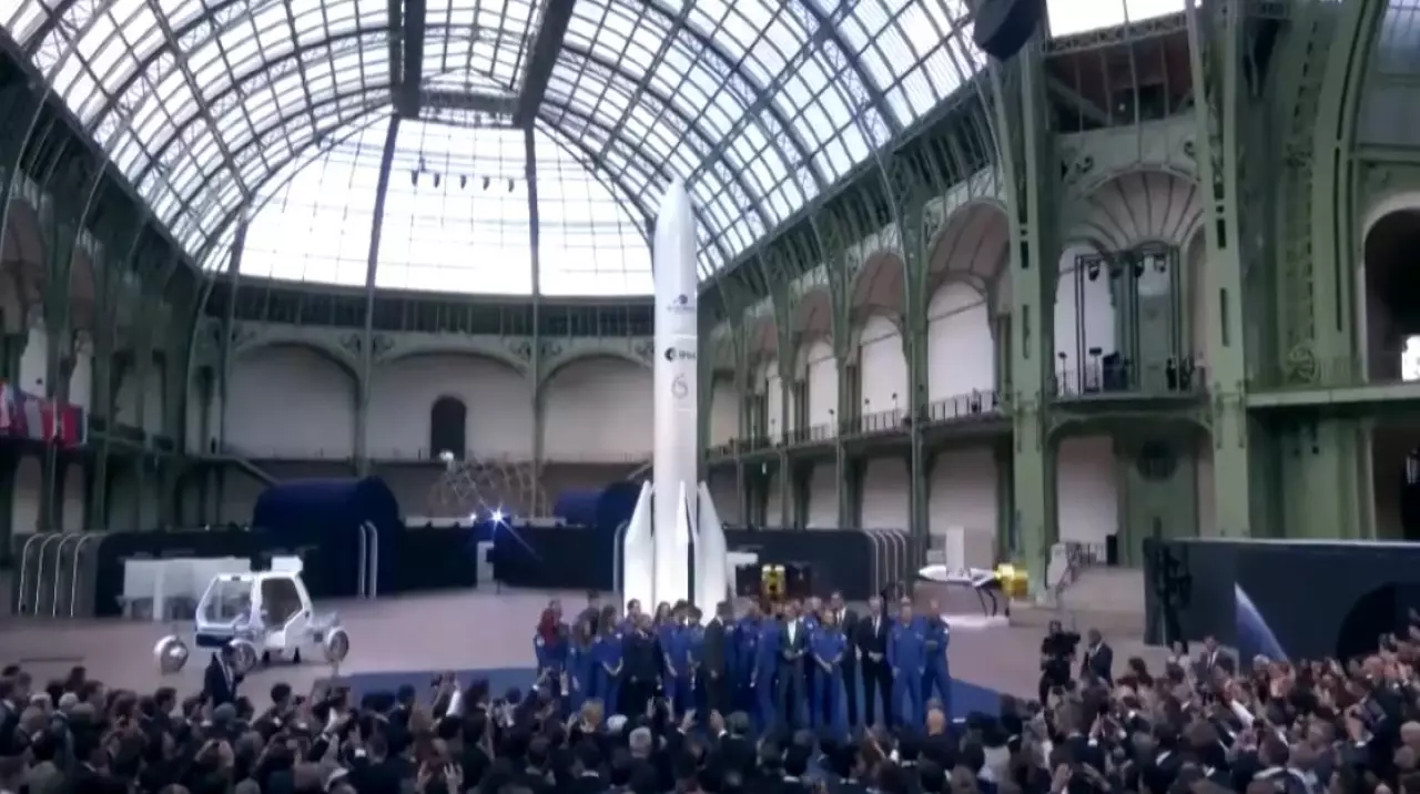 Международный космический саммит проходит в Париже
